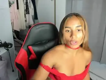 Iluv_col  live sex cam