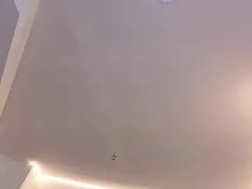 Kyana_cream  live sex cam