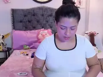 Kyana_cream  live sex cam