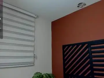 Mia_quinn__  live sex cam