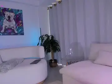 Nemisha  live sex cam