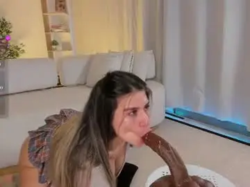 Nemisha  live sex cam