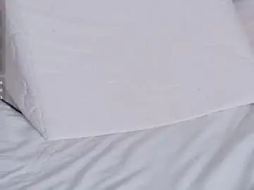 Evvaa_moon  live sex cam