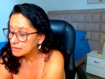 Juanitaaxoox  live sex cam