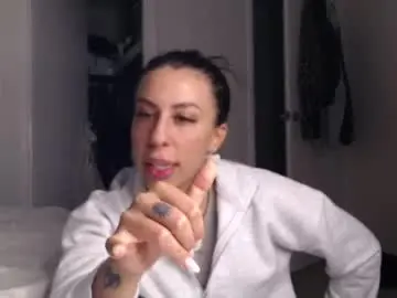 Mariashae  live sex cam