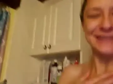 Mariewaters  live sex cam