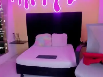 Miacollinss_09  live sex cam