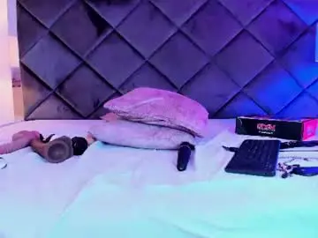 Pamelaponce  live sex cam