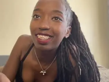 Pattoot  live sex cam