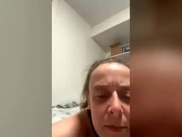 Sexymami87  live sex cam