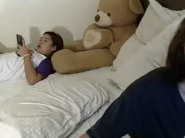 Urdollacyl  live sex cam