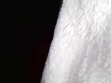 Zarahhayes  live sex cam