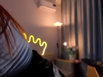 Aliceeliddell  live sex cam