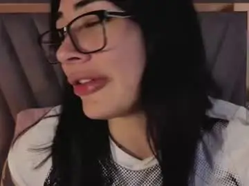 Aprildeams  live sex cam
