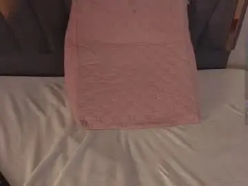 Aprildeams  live sex cam