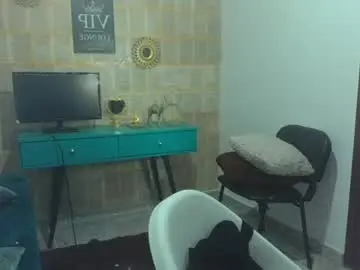 Bigsweet_andrea  live sex cam