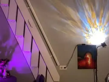 Carolegibson  live sex cam