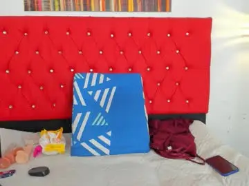 Carolinacrus01  live sex cam