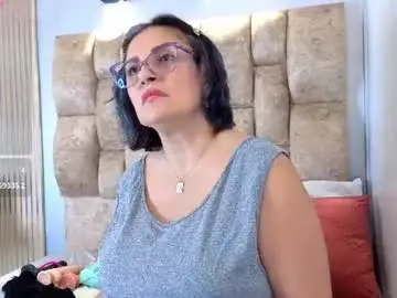 Carolinacrus01  live sex cam