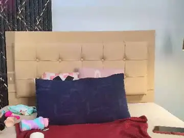 Carolinacrus01  live sex cam