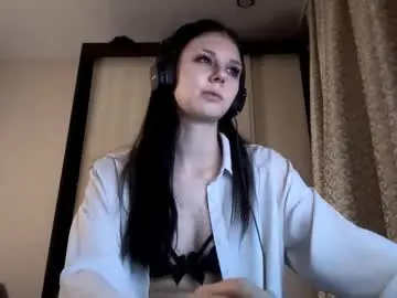 Constancefeusier  live sex cam