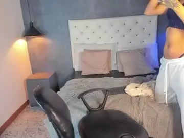 Elara_nova  live sex cam