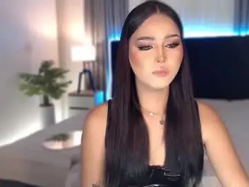 Fallfromabove  live sex cam