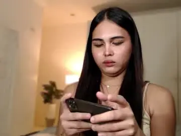 Fallfromabove  live sex cam