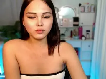 Fallfromabove  live sex cam