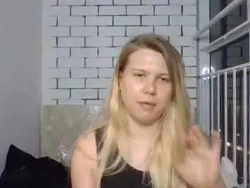 Iolahollingshead  live sex cam