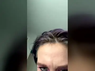Missmileyxo  live sex cam