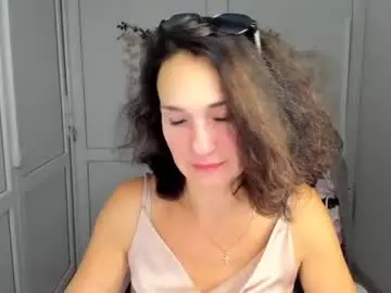 Peachboomm  live sex cam