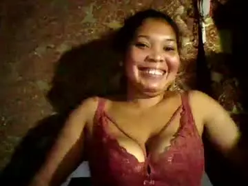 Rinana32  live sex cam