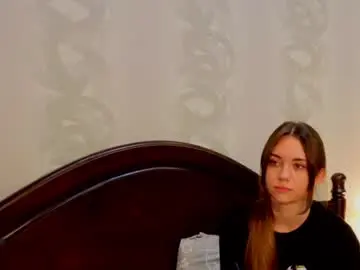 Dutifulandwet  live sex cam