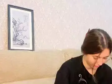 Dutifulandwet  live sex cam