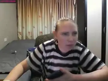 Jennideep  live sex cam