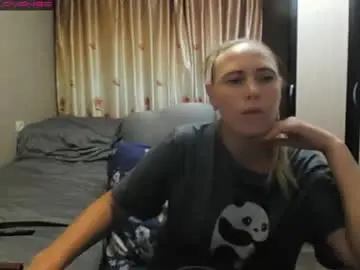 Jennideep  live sex cam