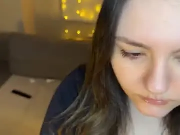 Lunakimo  live sex cam