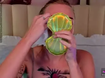 Lushcherry  live sex cam