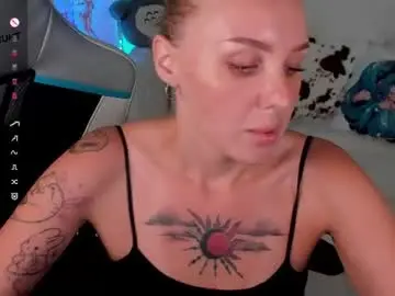 Lushcherry  live sex cam