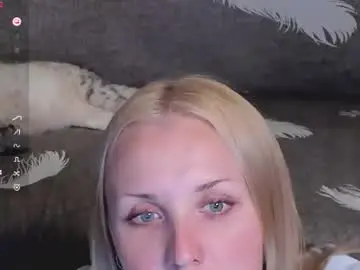 Lushcherry  live sex cam