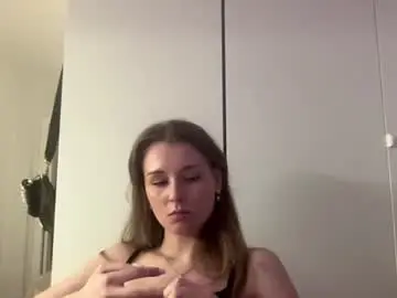 Mernakillilea  live sex cam