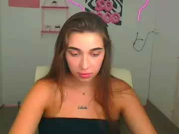 Mysticamelia  live sex cam