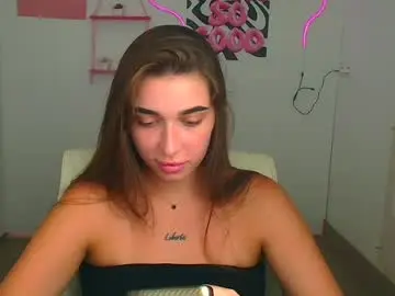 Mysticamelia  live sex cam