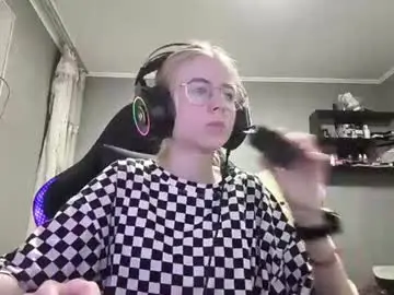 Odiliahancey  live sex cam