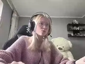 Odiliahancey  live sex cam