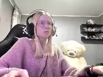Odiliahancey  live sex cam