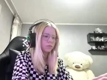 Odiliahancey  live sex cam