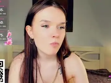 Reginiasaccone  live sex cam