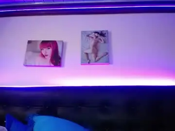 Selenemore  live sex cam